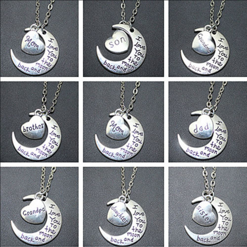 ketting met MOM/DAD/GRANDPA/GRANDMA/AUNT/UNCLE/SISTER/BROTHER/DAUGHTER/SON en MAAN met tekst; I love you to the moon and back